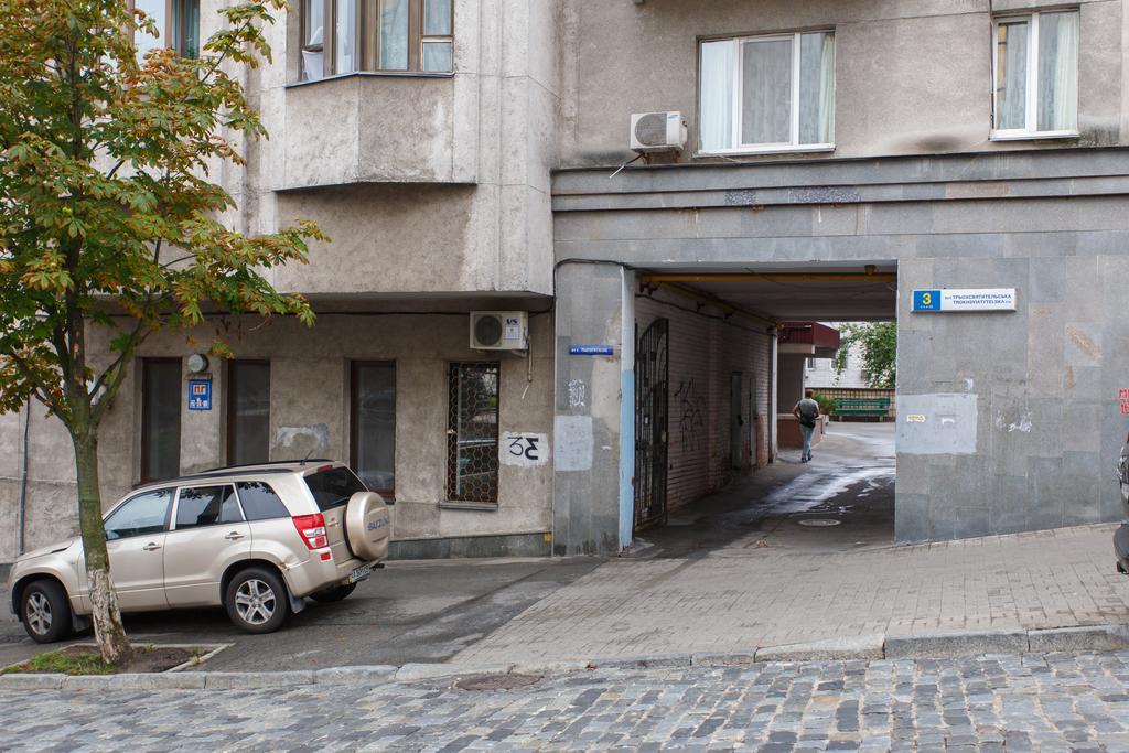 Apartments On Independence Square Kyiv Exterior photo